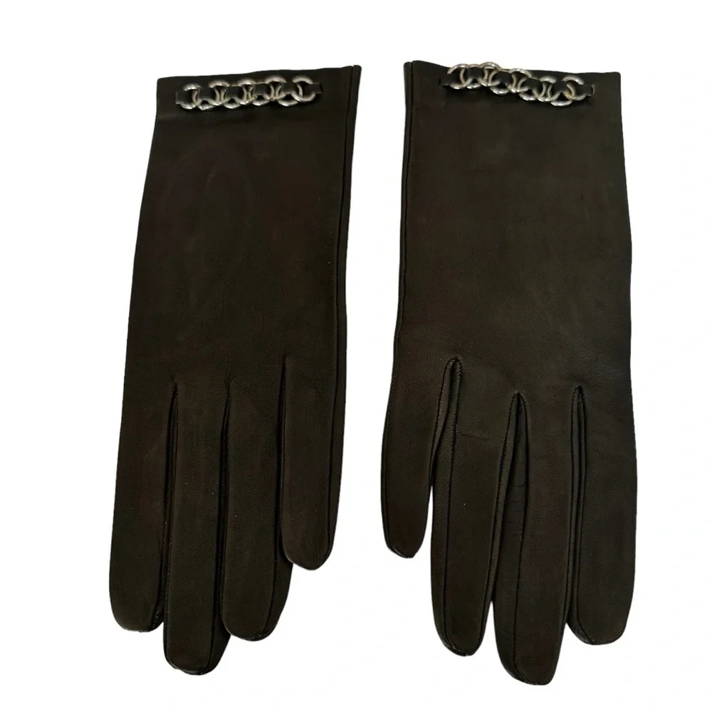 Dark Gray Vintage Leather Ladies Gloves with Silver Links